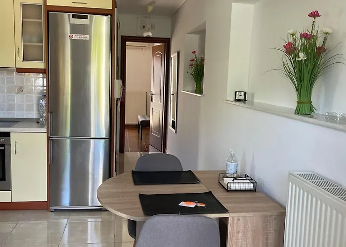 Luxury In - Orangerie Nyaraló