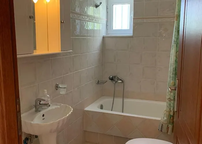 Luxury In - Orangerie Nyaraló